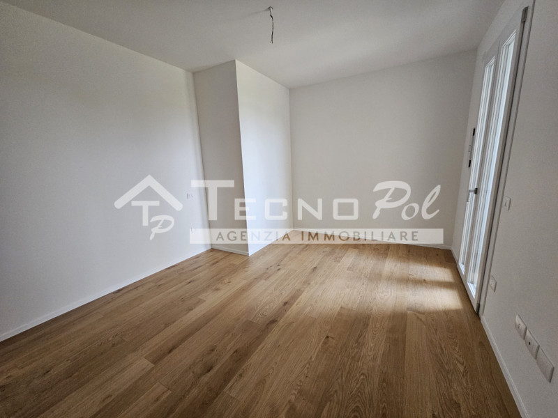 CAMPOSAMPIERO - Nuovo appartamento tricamere in pronta consegna!

Non perdere questa occasione! U...