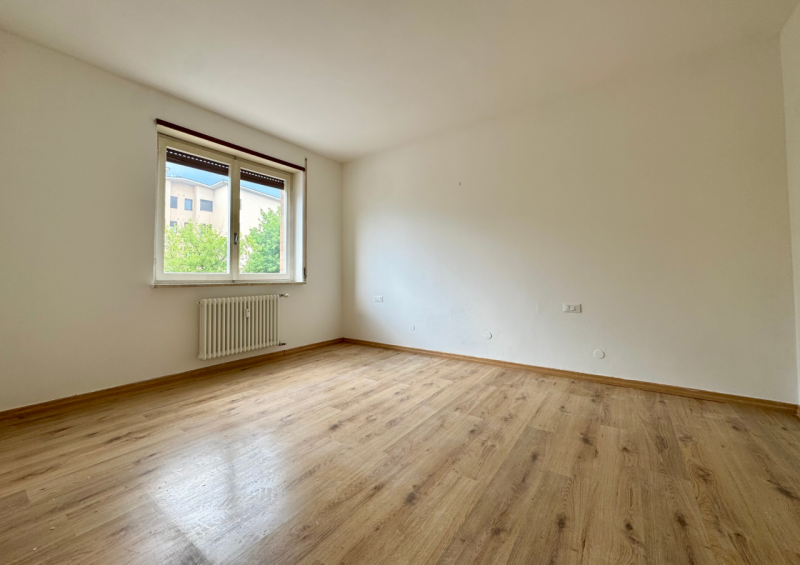 SCHIO - SS TRINITA' - AMPIO MINI CON TERRAZZO E GARAGE € 49.000,00

! VISITE SOSPESE PER TRATTATI...