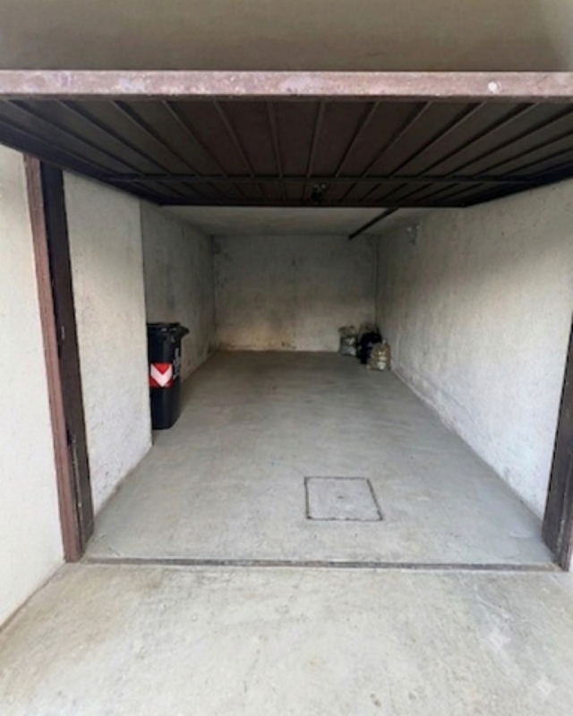 SCHIO - SS TRINITA' - AMPIO MINI CON TERRAZZO E GARAGE € 49.000,00

! VISITE SOSPESE PER TRATTATI...