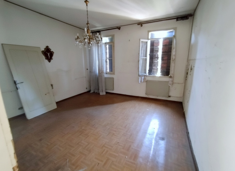 CASA SINGOLA COMPLETAMENTE DA RISTRUTTURARE A MONTEGROTTO TERME  €.160.000 - rif.CL541

A Montegr...