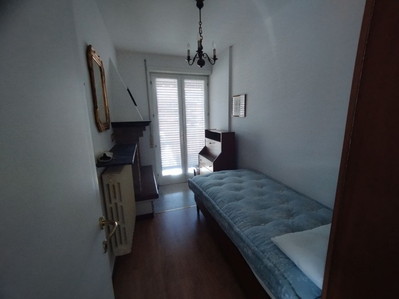 SCHIO - ZONA CENTRALE: APPARTAMENTO con camera e studio, completamente arredato, tenuto bene, in ...