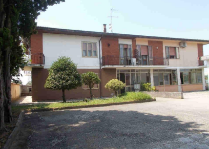 Rif. A.A.02-25

Vendita all'asta - appartamento al 1° piano in data 07 luglio 2026

Descrizione: ...