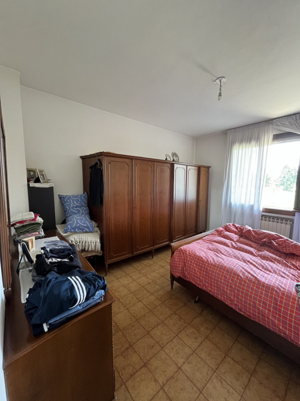 BARBARANO MOSSANO: Proponiamo in vendita una valida opportunità immobiliare nella frazione di Pon...