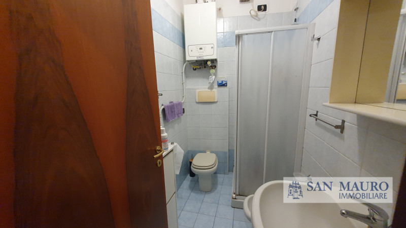 VICENZA nel cuore del centro storico, proponiamo mini appartamento arredato sito al secondo piano...