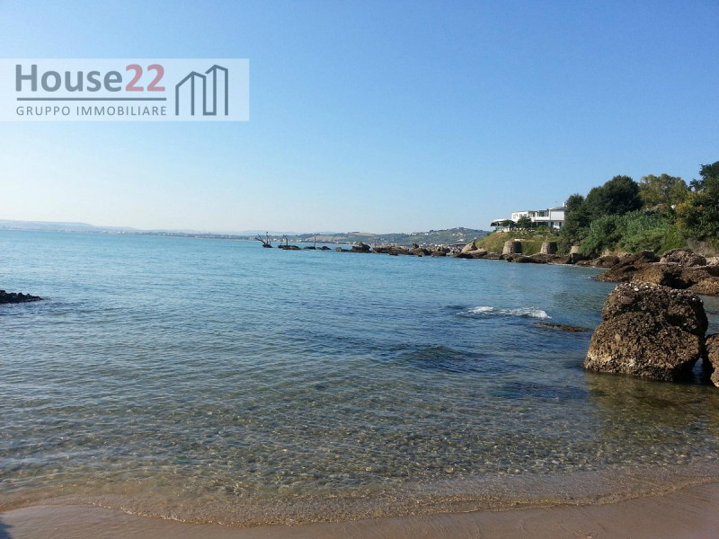 PROVINCIA DI TRAPANI - SICILIA. Nel cuore della splendida Sicilia elegante villa indipendente. Qu...