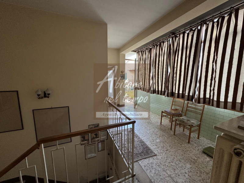 CITTADELLA (PD) - Casa a schiera con giardino e vista mura

Proponiamo in vendita una rara casa a...