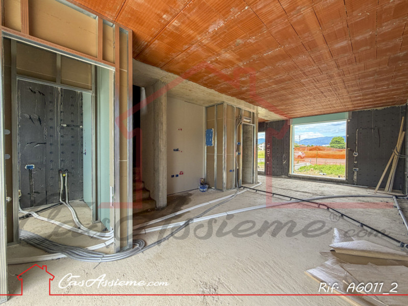 Rif. AG011_2
IN FASE DI COSTRUZIONE - ULTIMA UNITA'
In un contesto residenziale in fase di import...