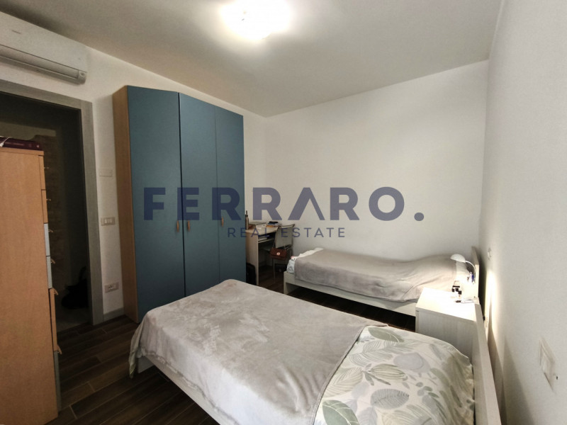 Treviso zona Sant'Antonino, Codice YA9

Proponiamo in affitto una splendida porzione centrale di ...