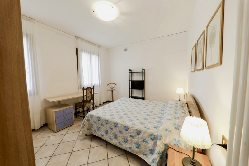 COMPOSIZIONE:
Appartamento per affitti brevi, in bellissimo complesso agrituristico, sito al pian...