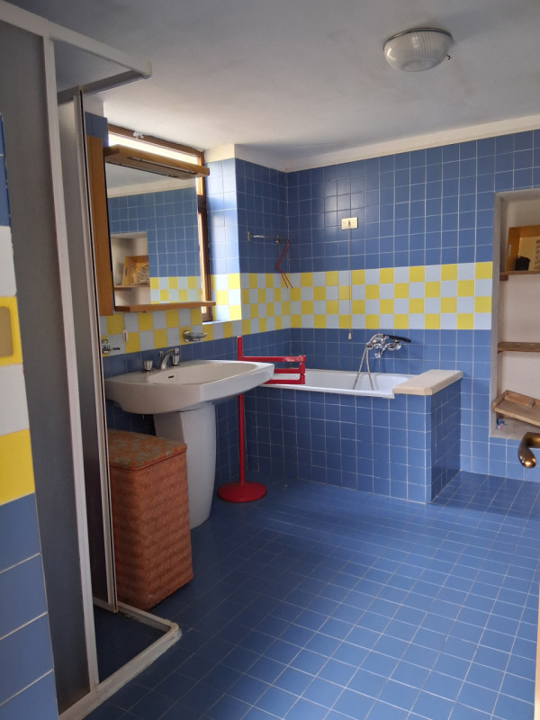 Una casa di corte a San Giovanni in Monte con circa 700 mq di terreno rappresenta una scelta idea...