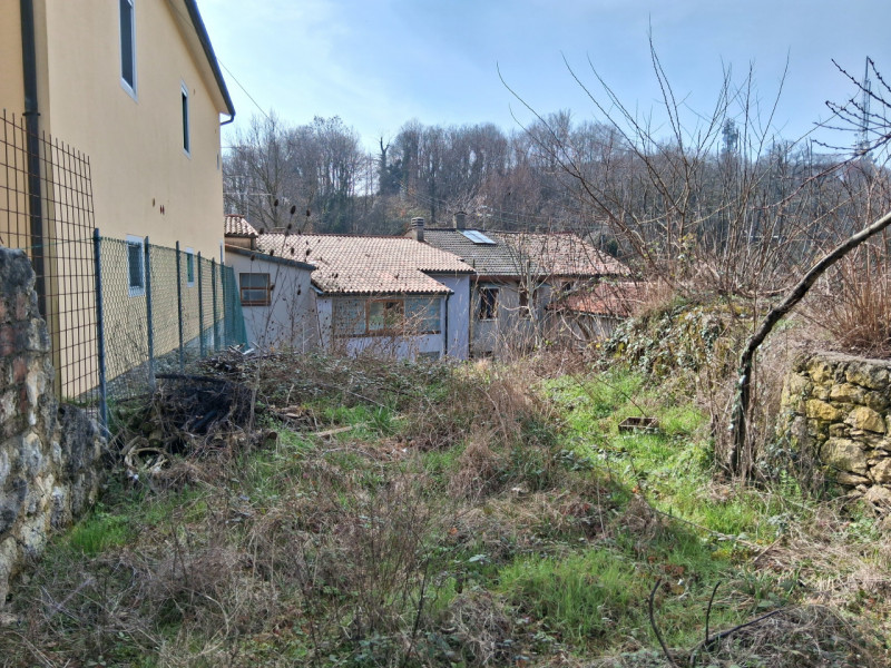 Una casa di corte a San Giovanni in Monte con circa 700 mq di terreno rappresenta una scelta idea...