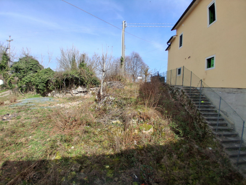 Una casa di corte a San Giovanni in Monte con circa 700 mq di terreno rappresenta una scelta idea...