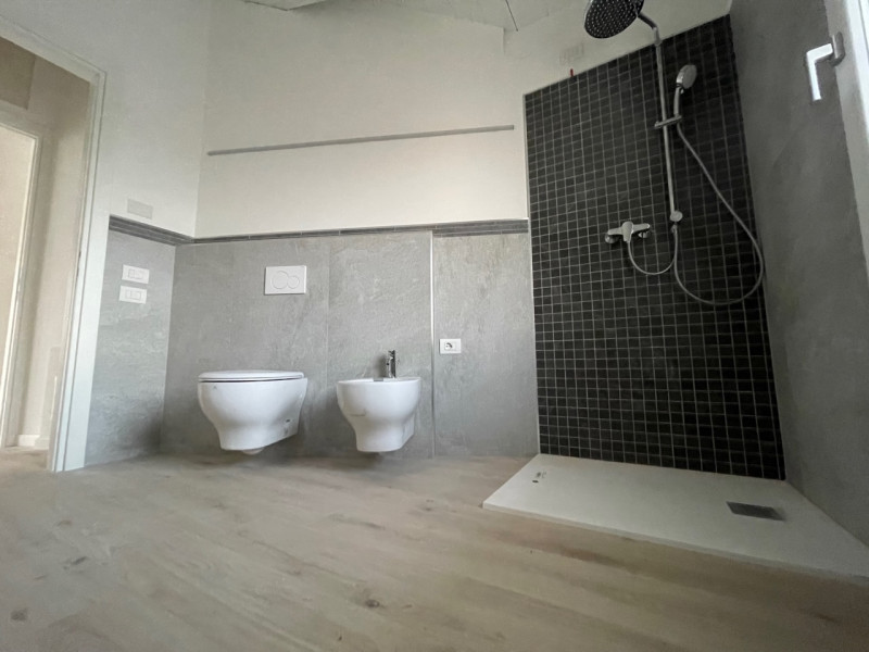 SARMEOLA - RUBANO - PADOVA

Nel cuore residenziale di Sarmeola (Rubano), proponiamo nuovo partico...