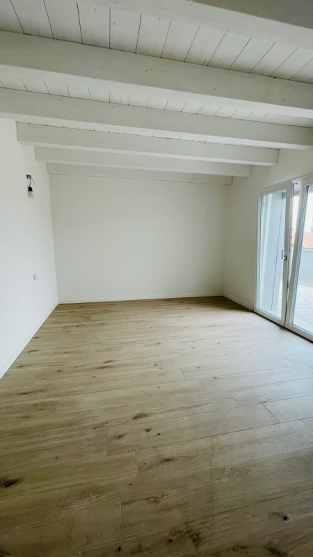 SARMEOLA - RUBANO - PADOVA

Nel cuore residenziale di Sarmeola (Rubano), proponiamo nuovo partico...