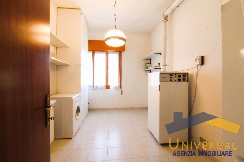 PIOMBINO DESE - TORRESELLE - Vicino al centro paese e tutti i servizi quali negozi, bar, negozi e...