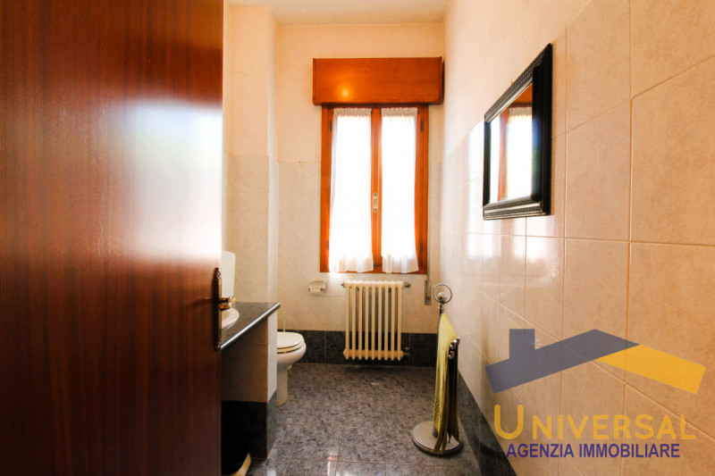 PIOMBINO DESE - TORRESELLE - Vicino al centro paese e tutti i servizi quali negozi, bar, negozi e...