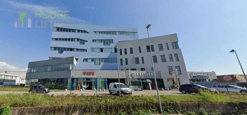 THIENE - ZONA INDUSTRIALE: VENDESI IMMOBILE COMMERCIALE attualmente locato con rendita del 10%. E...