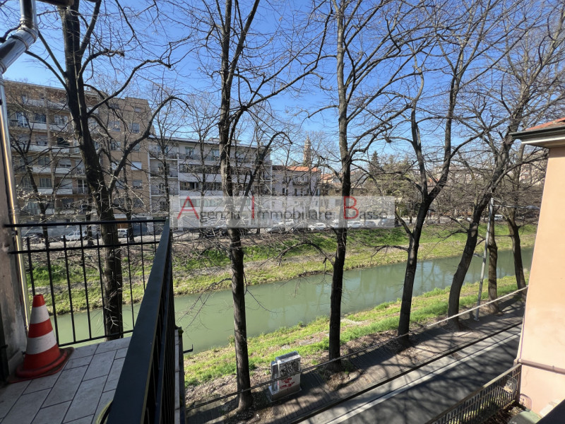 PADOVA – Centro Storico: Agenzia Immobiliare Basso propone in esclusiva intera palazzina edificat...