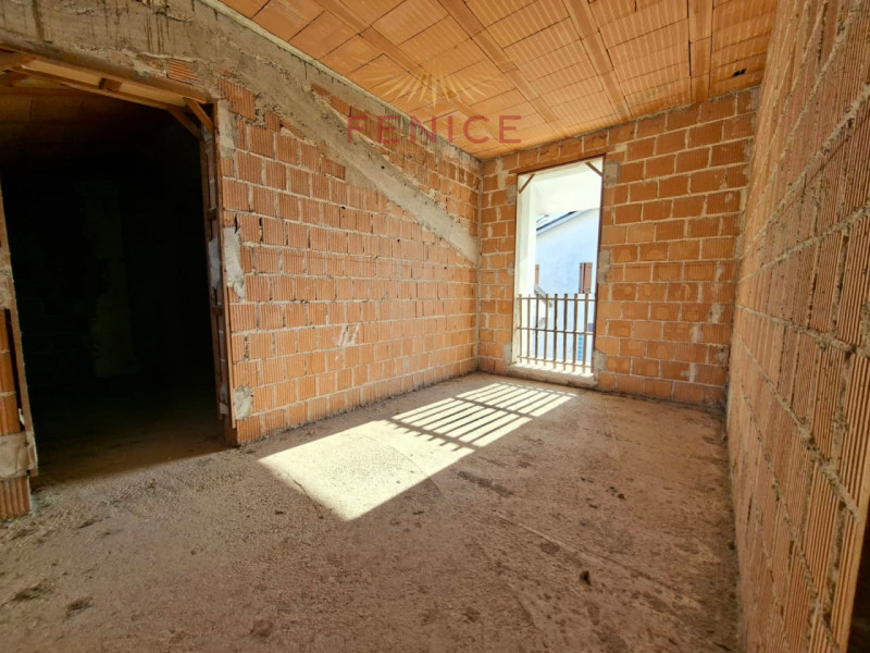 Cerchi una casa indipendente immersa nella tranquillità, con ampi spazi da personalizzare e circo...