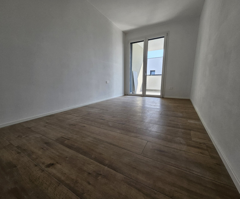 Villa a schiera 140 mq calpestabili €. 300.000 zona centrale comoda a tutti i servizi.

A pochi K...