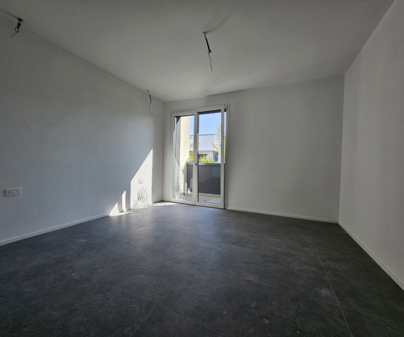 Villa a schiera 140 mq calpestabili €. 300.000 zona centrale comoda a tutti i servizi.

A pochi K...