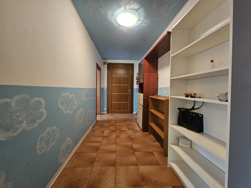 APD900 – Madonna Pellegrina: Situato nel cuore del quartiere, questo affascinante appartamento di...