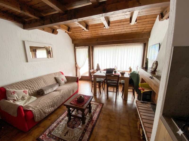 Gallio: Incantevole Duplex Ristrutturato con Terrazze Abitabili – A pochi passi dal centro di Gal...