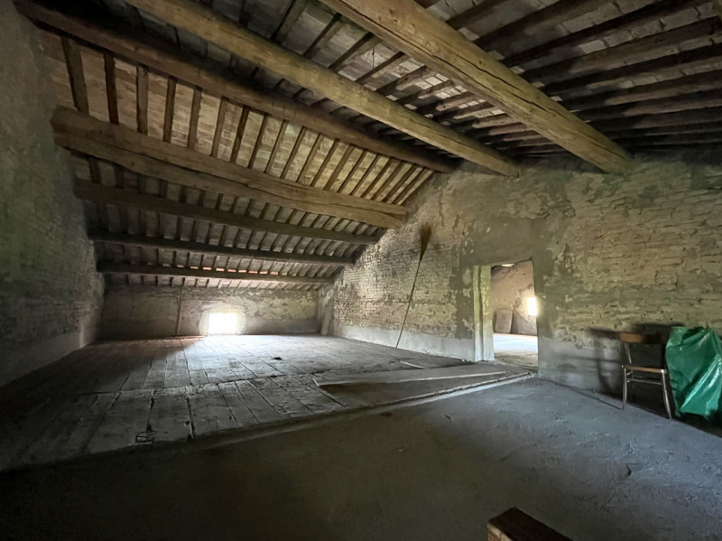 CAMPIGLIA DEI BERICI: Ampia casa padronale, sviluppata su tre livelli, situata nel cuore della ca...