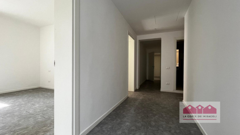 CONTRA' PORTI: BICAMERE POSTO AL TERZO PIANO CON ASCENSORE E COMPOSTO DA SOGGIORNO CON ANGOLO COT...