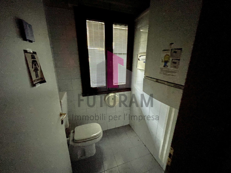 CAMISANO VICENTINO - 55FIL - PER INFO - 0444/310220

Sei alla ricerca di un negozio spazioso e lu...