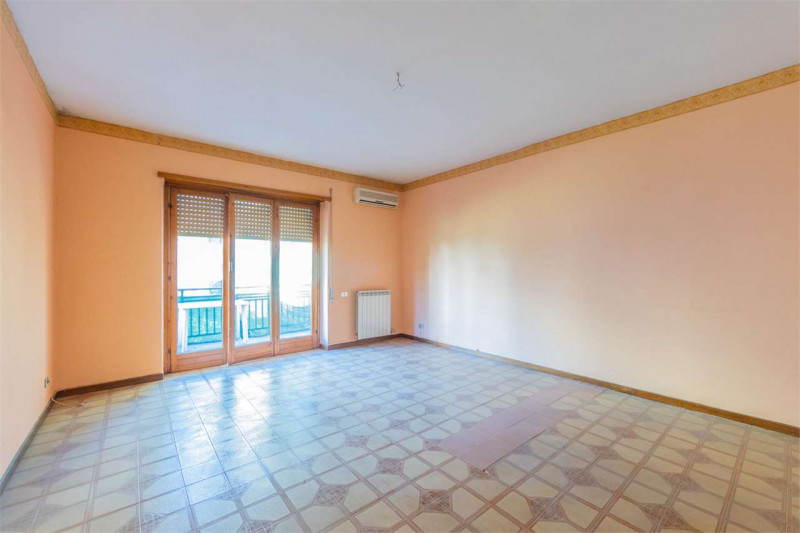 Bi/Trilocale in Vendita a Roma