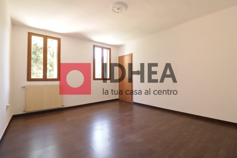 BIFAMILIARE A PADERNO RIF. "UP2"

L'agenzia immobiliare ha il piacere di proporvi Bifamiliare con...