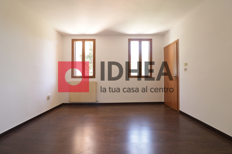 BIFAMILIARE A PADERNO RIF. "UP2"

L'agenzia immobiliare ha il piacere di proporvi Bifamiliare con...