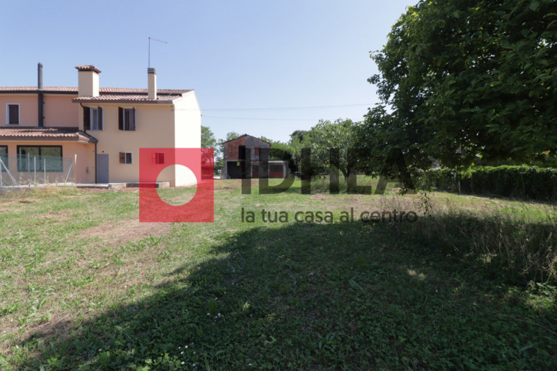 BIFAMILIARE A PADERNO RIF. "UP2"

L'agenzia immobiliare ha il piacere di proporvi Bifamiliare con...