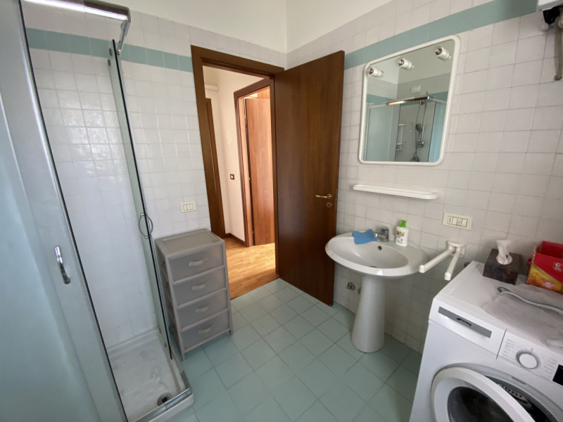 Luminoso Mini Appartamento con Terrazzo – Zona San Felice, Vicenza
Disponibile in affitto un acco...