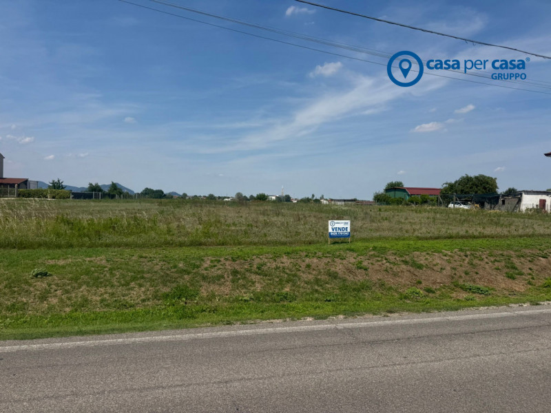 APPROVATO GRUPPO CASA PER CASA: VALUTATO, CONTROLLATO, GESTITO IN ESCLUSIVA!

ZONA:
- Il terreno ...