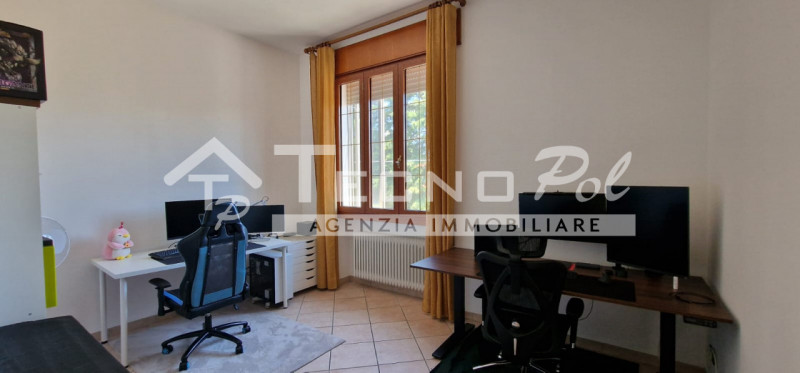 VIGONZA - ESCLUSIVA Tecnopol! Se stai cercando un appartamento che combini ampi spazi con una pos...