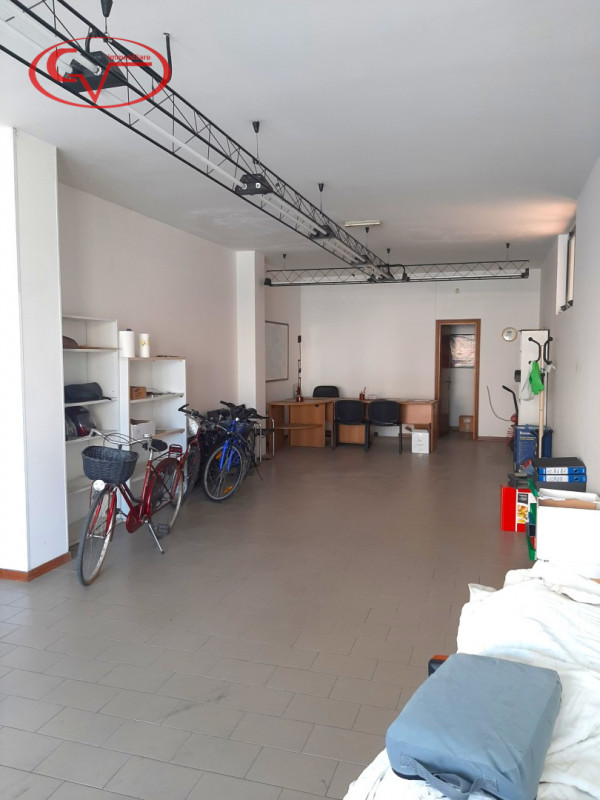 Negozio in Vendita