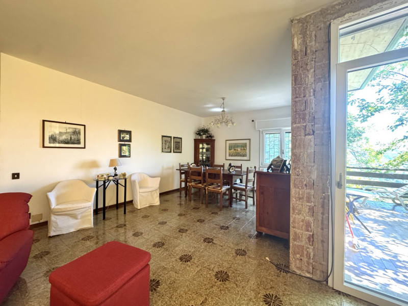 Villa singola con giardino e 7823 mq di bosco

Sogno Immobiliare Colceresa via Marconi 2 – 0424.1...