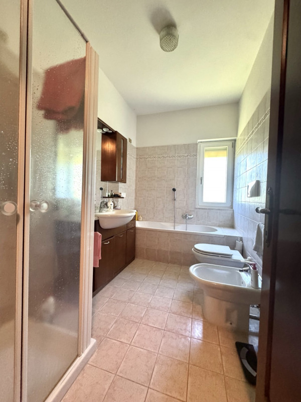 Villa singola con giardino e 7823 mq di bosco

Sogno Immobiliare Colceresa via Marconi 2 – 0424.1...