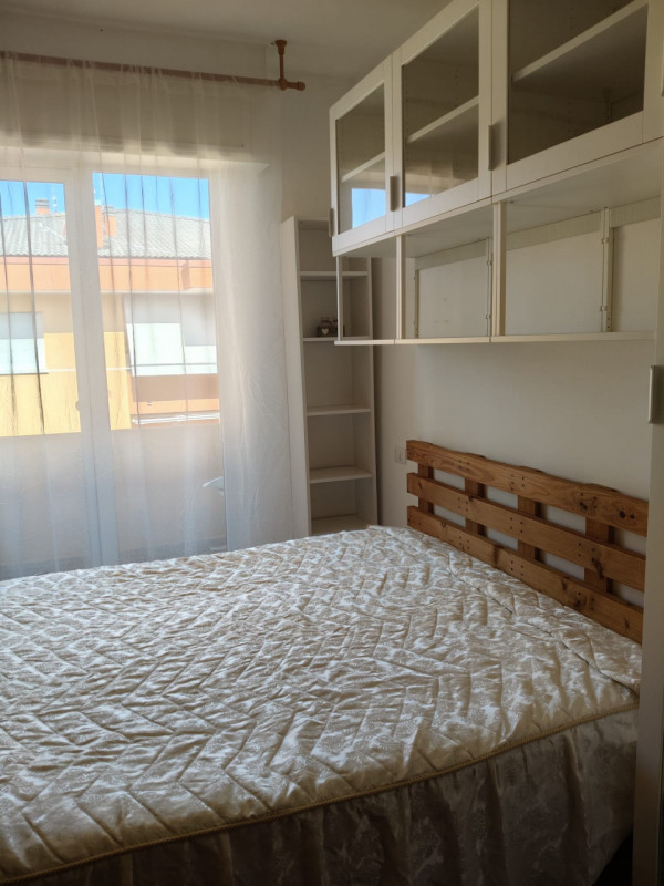 Proponiamo in affitto un grazioso appartamento monolocale di circa 30 mq, situato a Motta di Live...