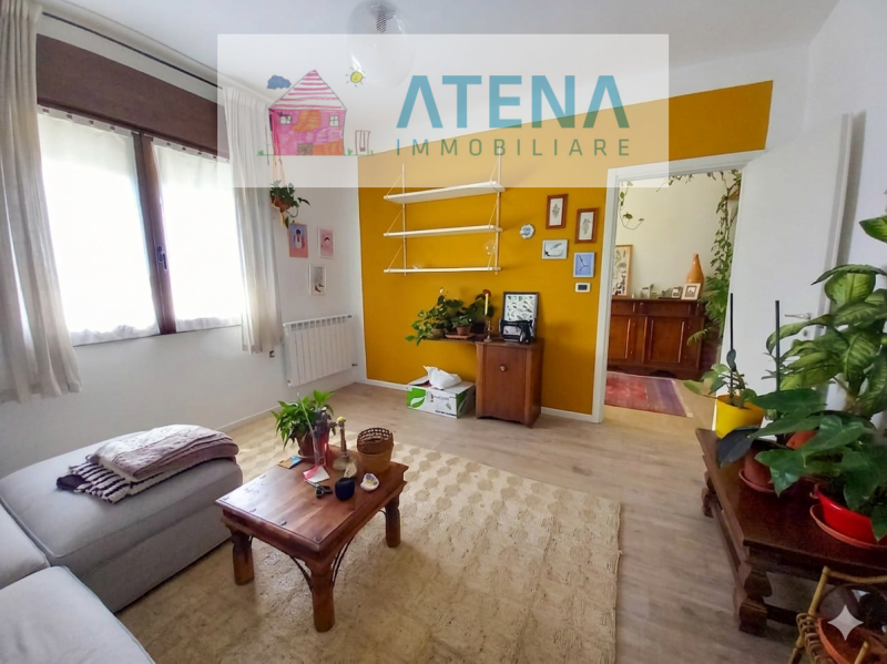 rif. 26625

PADOVA - ZONA PIOX - STANGA

Luminoso Appartamento Indipendente in Bifamiliare – Pron...