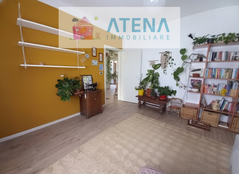 rif. 26625

PADOVA - ZONA PIOX - STANGA

Luminoso Appartamento Indipendente in Bifamiliare – Pron...