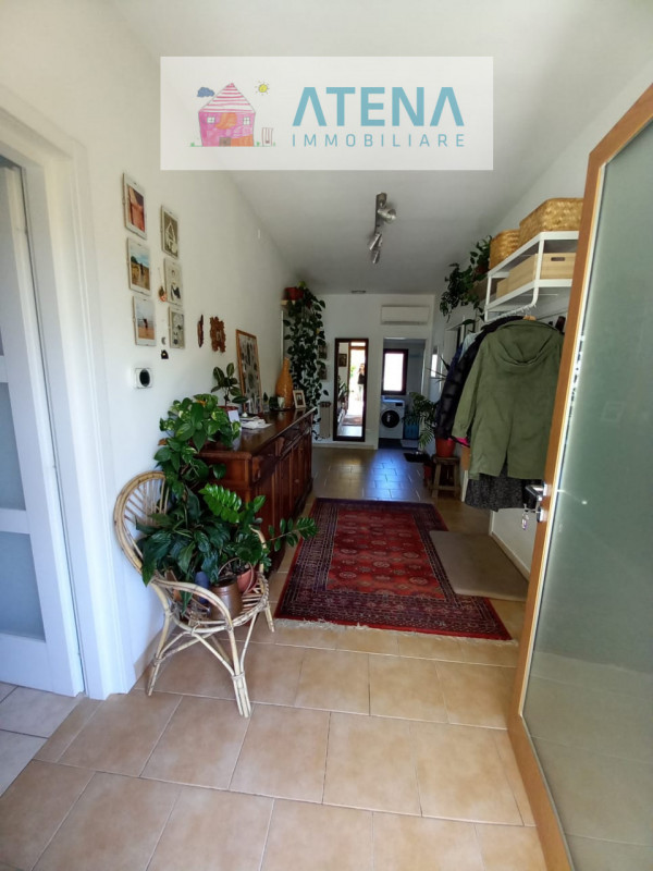 rif. 26625

PADOVA - ZONA PIOX - STANGA

Luminoso Appartamento Indipendente in Bifamiliare – Pron...
