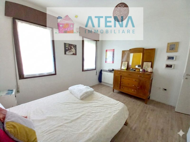 rif. 26625

PADOVA - ZONA PIOX - STANGA

Luminoso Appartamento Indipendente in Bifamiliare – Pron...