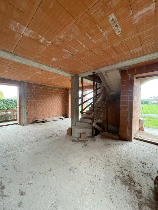UBICAZIONE E CONTESTO
L’immobile è situato a Malo, in una zona tranquilla e residenziale, comoda ...