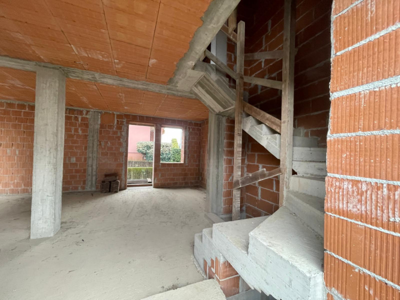 UBICAZIONE E CONTESTO
L’immobile è situato a Malo, in una zona tranquilla e residenziale, comoda ...