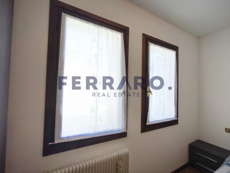 Carbonera, Mignagola. Codice YV3.

In una zona tranquilla e ben servita, poco distante dai serviz...