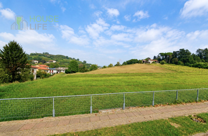 BREGANZE: in ottima posizione comoda al centro con splendida vista sulle colline, vendesi TERRENO...