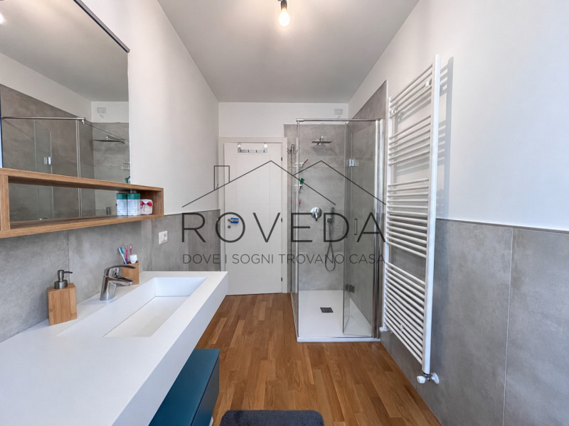 SILEA: CENTRO

RIFERIMENTO: SI5

L'agenzia Roveda Immobiliare ha il piacere di presentarvi in ven...